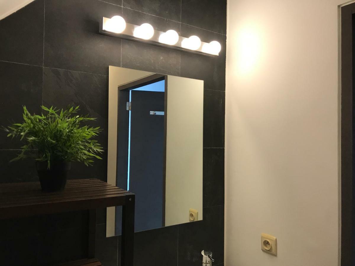 Luxury Loft Duplex Penthouse Of 190M2 & Free Parking ! Bruxelas Exterior foto